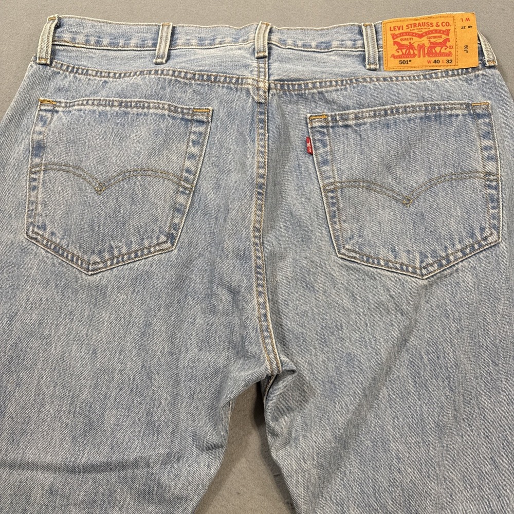 JEANS Levis Mens 40x32 Blue 501 XX Straight Leg Red Tab Pockets Light Wash NWOT